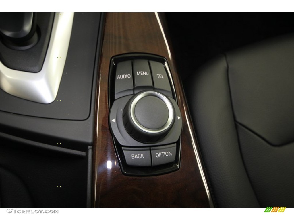 2013 3 Series 328i Sedan - Glacier Silver Metallic / Black photo #18