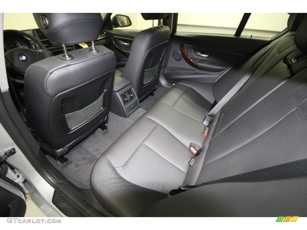 2013 3 Series 328i Sedan - Glacier Silver Metallic / Black photo #23