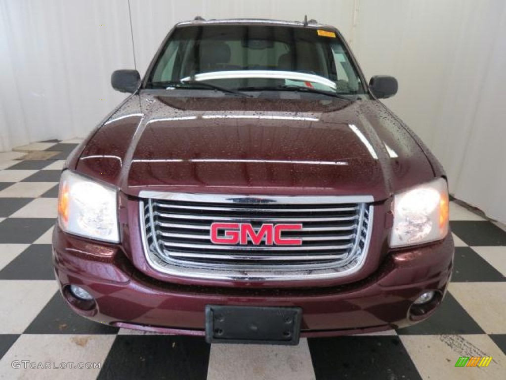 2007 Envoy SLT - Cranberry Red Metallic / Ebony photo #2