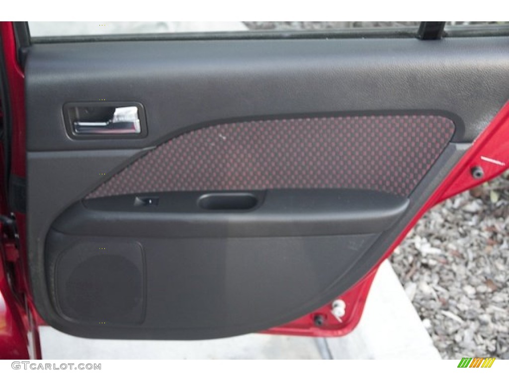 2008 Ford Fusion SE Charcoal Black/Red Door Panel Photo #75196602