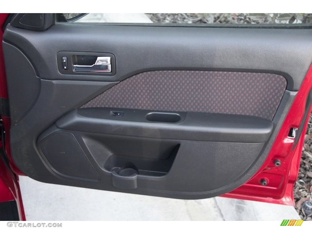 2008 Ford Fusion SE Charcoal Black/Red Door Panel Photo #75196620