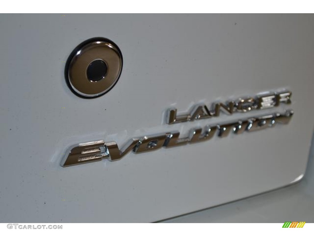 2011 Lancer Evolution GSR - Wicked White / Black photo #9