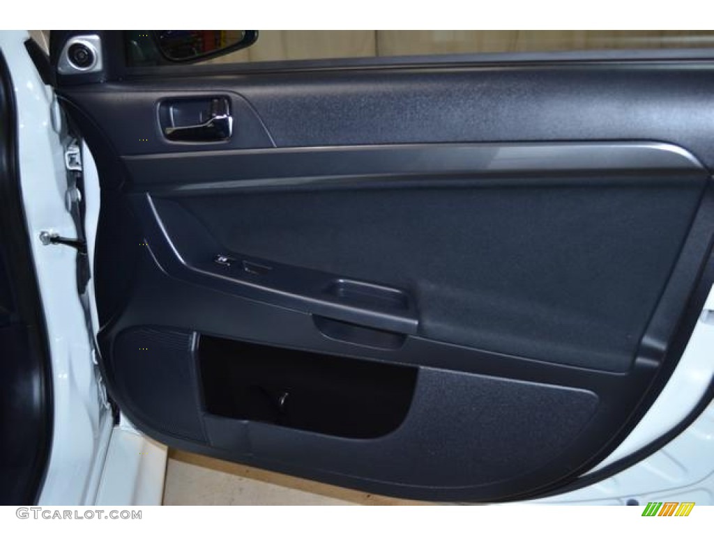 2011 Lancer Evolution GSR - Wicked White / Black photo #15