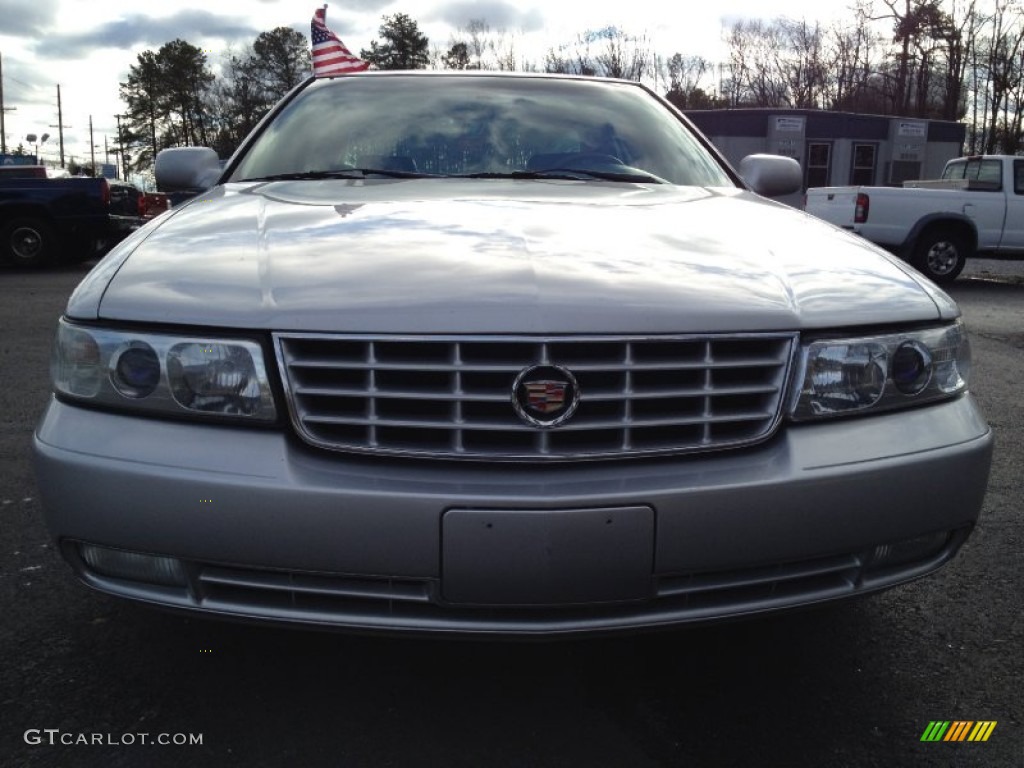 2002 Seville STS - Sterling Silver / Dark Gray photo #2
