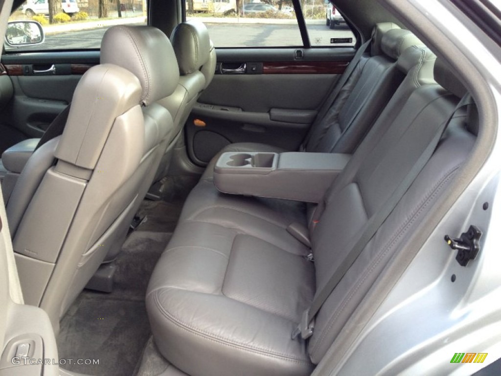 2002 Cadillac Seville STS Rear Seat Photos