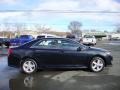 Attitude Black Metallic - Camry SE Photo No. 8
