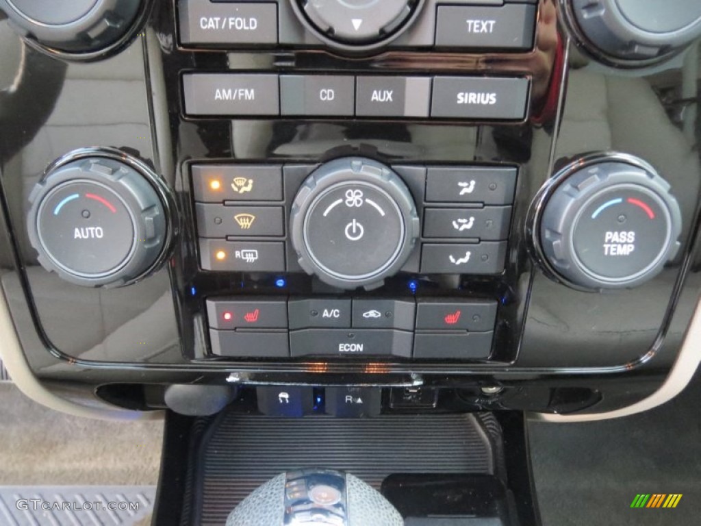 2009 Ford Escape Hybrid Limited Controls Photos