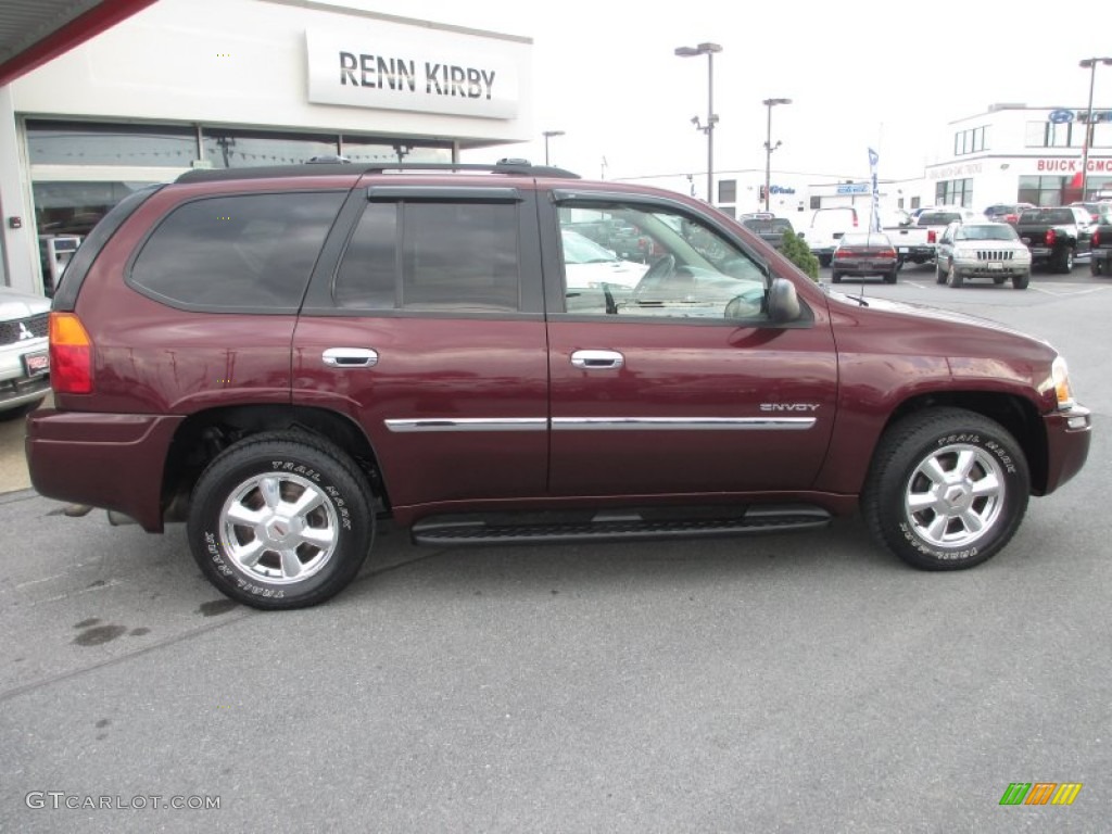 2006 Envoy SLE 4x4 - Cranberry Red Metallic / Light Gray photo #8