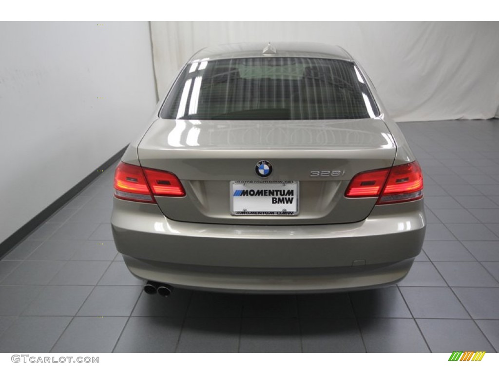 2010 3 Series 328i Coupe - Platinum Bronze Metallic / Beige photo #12
