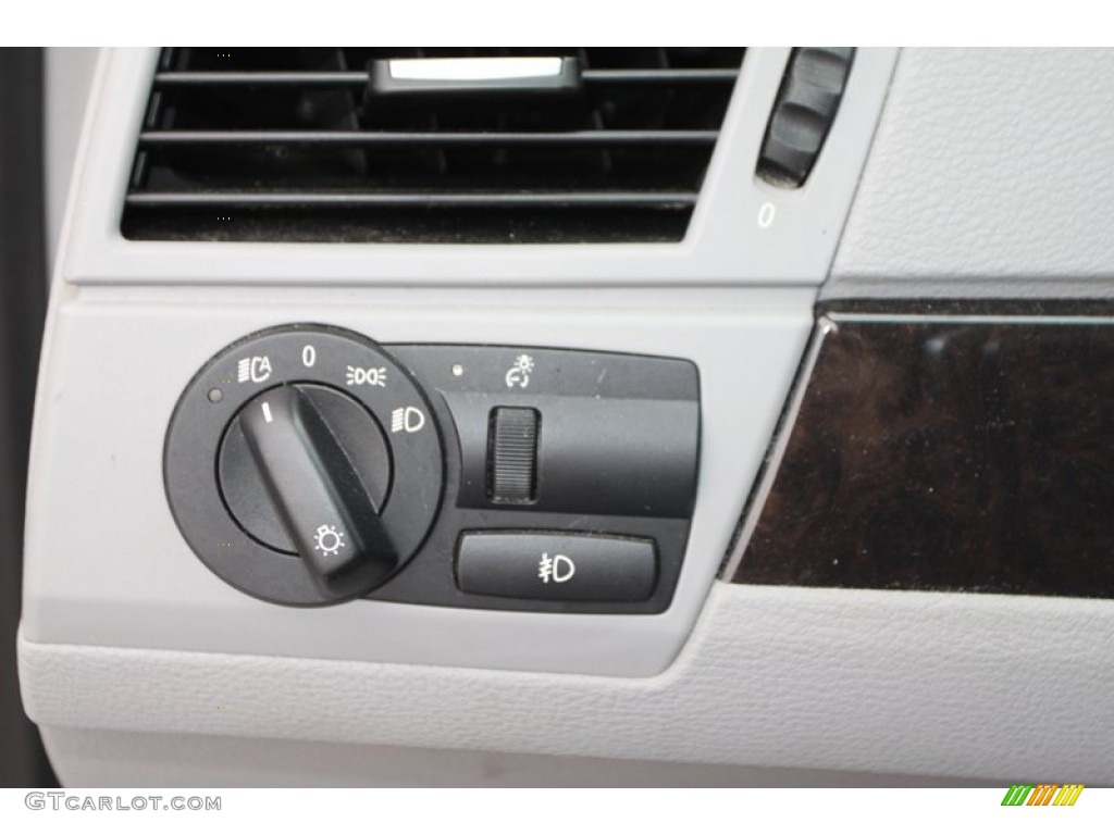 2007 BMW X3 3.0si Controls Photo #75205701
