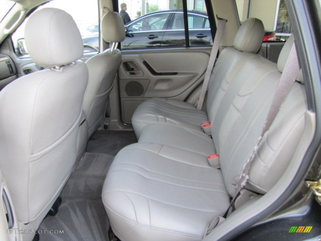 Taupe Interior 2004 Jeep Grand Cherokee Laredo Photo #75205857