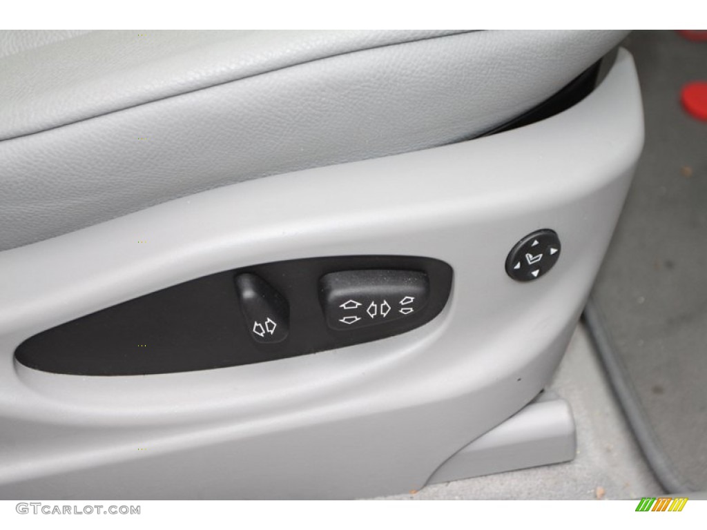 2007 BMW X3 3.0si Controls Photo #75205901