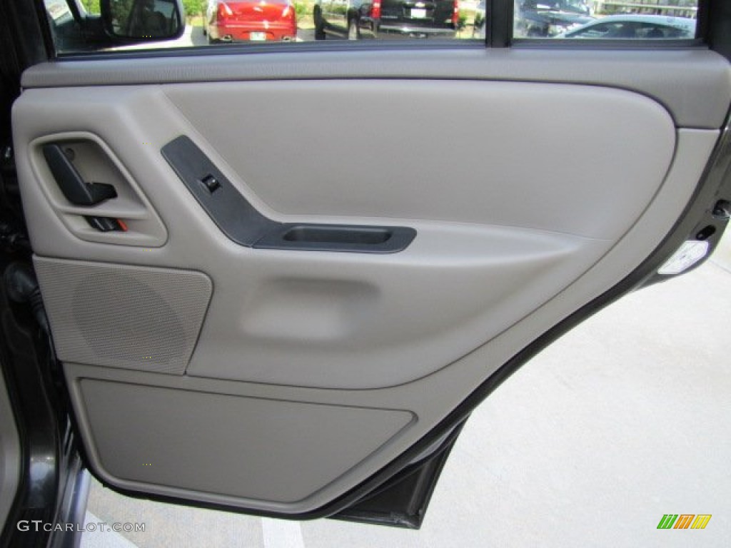 2004 Jeep Grand Cherokee Laredo Taupe Door Panel Photo #75206382