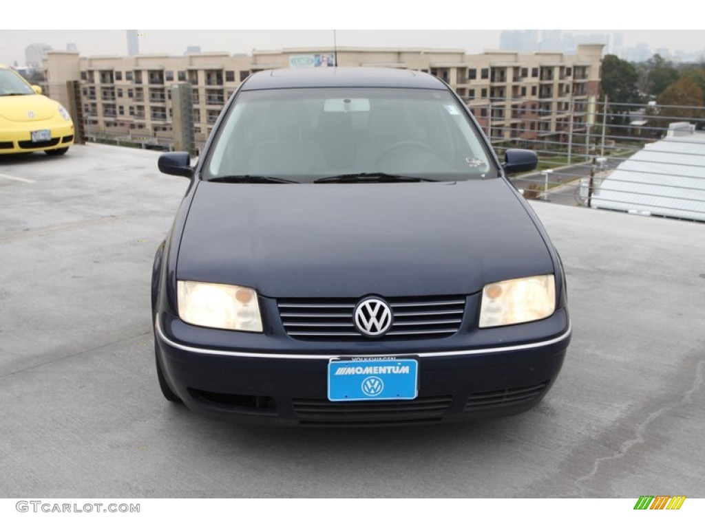2004 Jetta GLS Sedan - Galactic Blue Metallic / Grey photo #2
