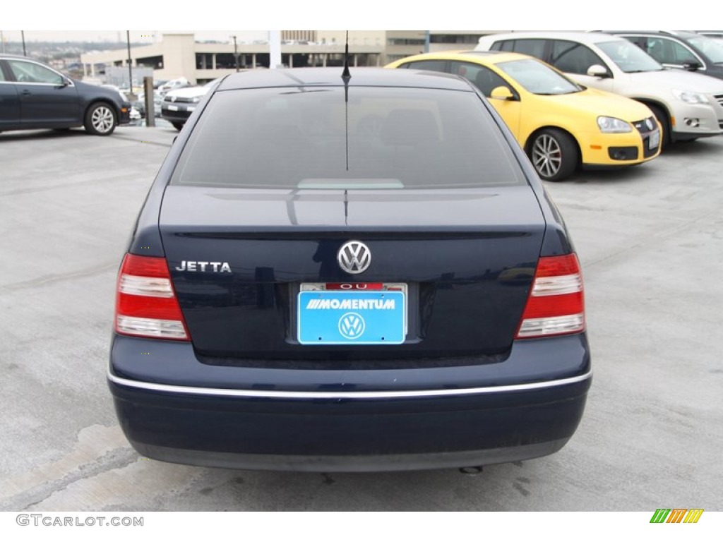 2004 Jetta GLS Sedan - Galactic Blue Metallic / Grey photo #8