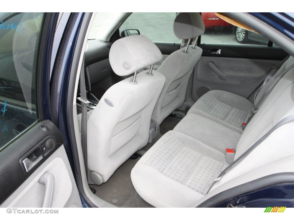 Grey Interior 2004 Volkswagen Jetta GLS Sedan Photo #75206673