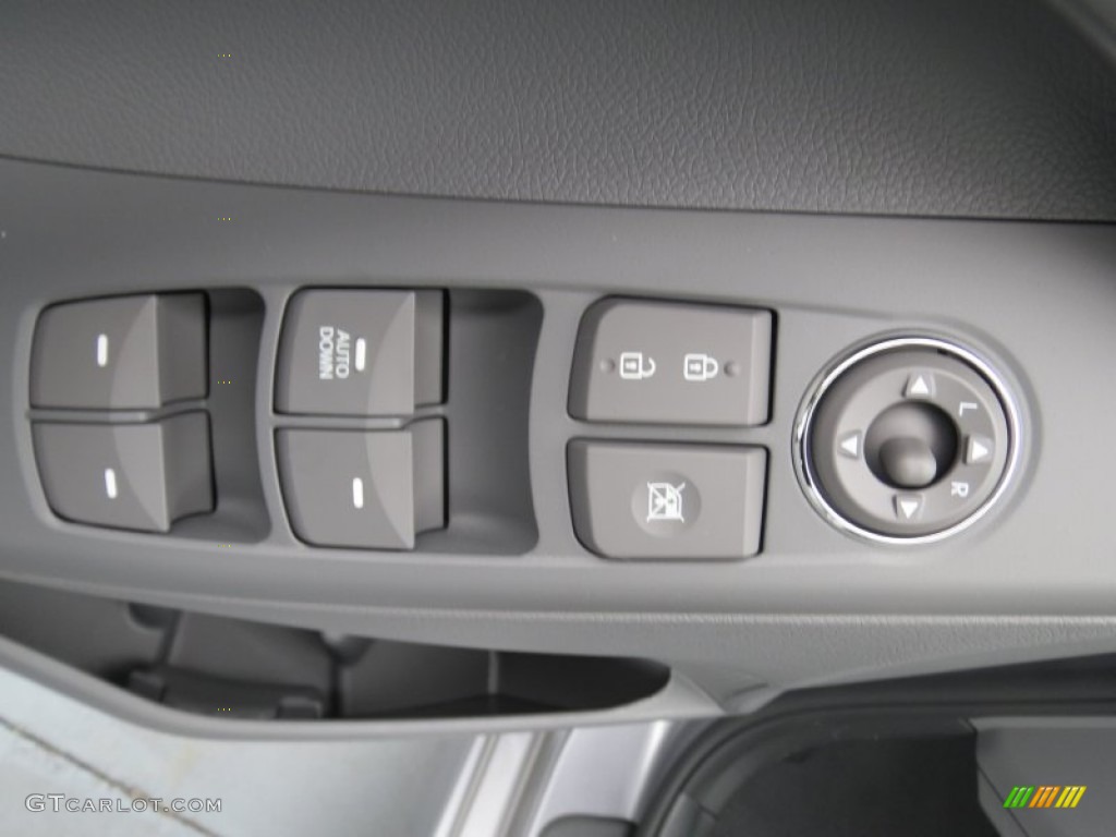 2013 Elantra GLS - Titanium Gray Metallic / Gray photo #20