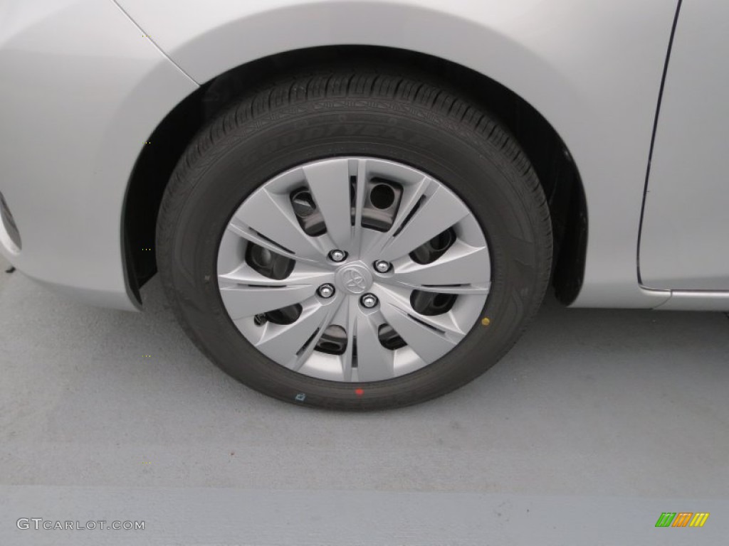 2013 Toyota Yaris LE 3 Door Wheel Photo #75209328