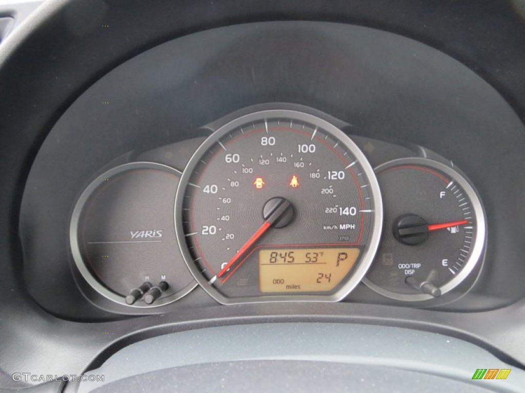 2013 Toyota Yaris LE 3 Door Gauges Photos