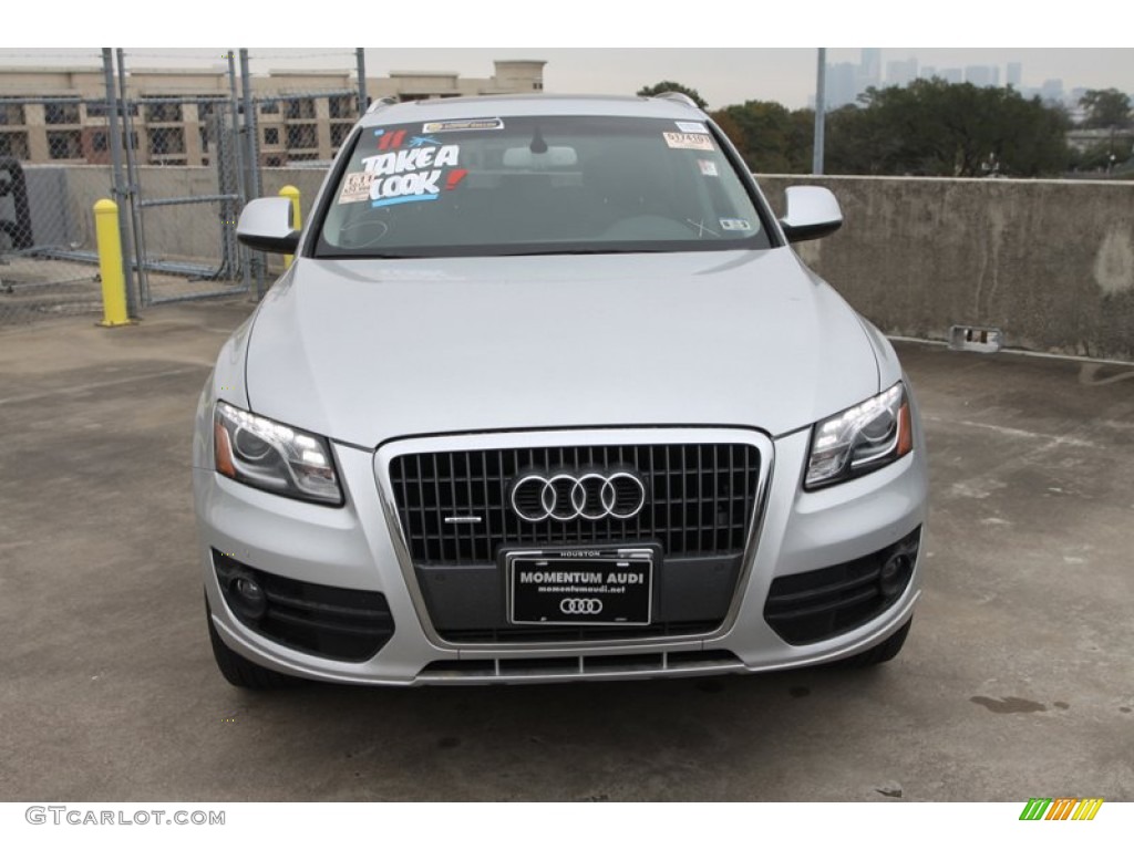 2011 Q5 2.0T quattro - Ice Silver Metallic / Black photo #2