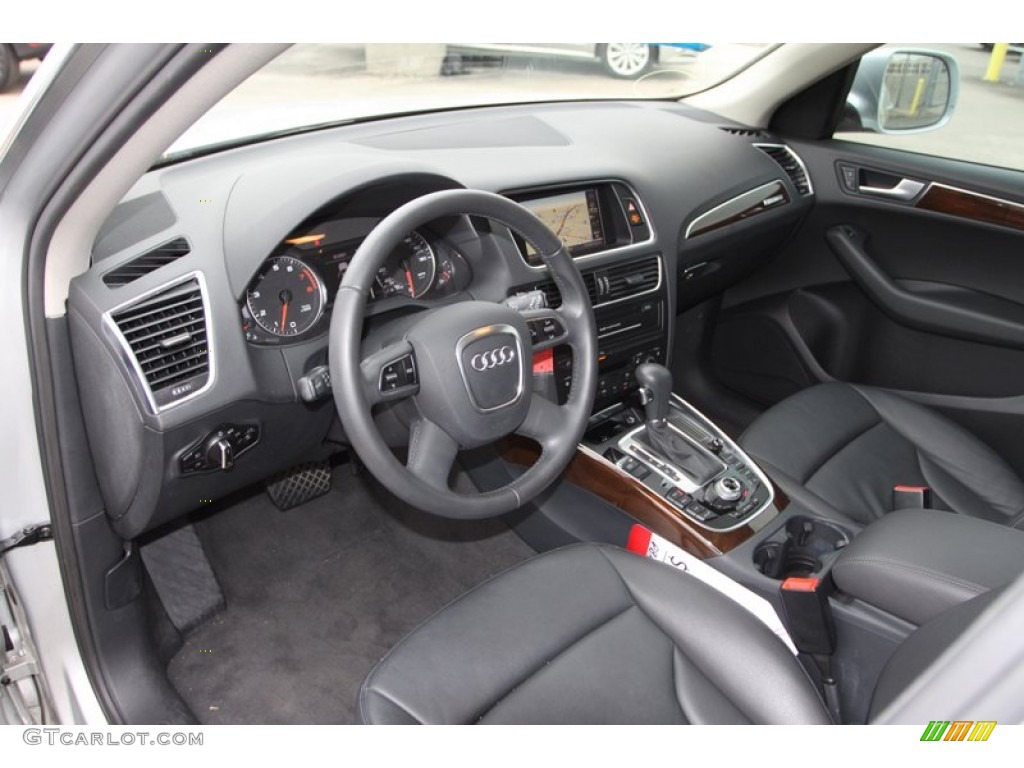Black Interior 2011 Audi Q5 2.0T quattro Photo #75210338