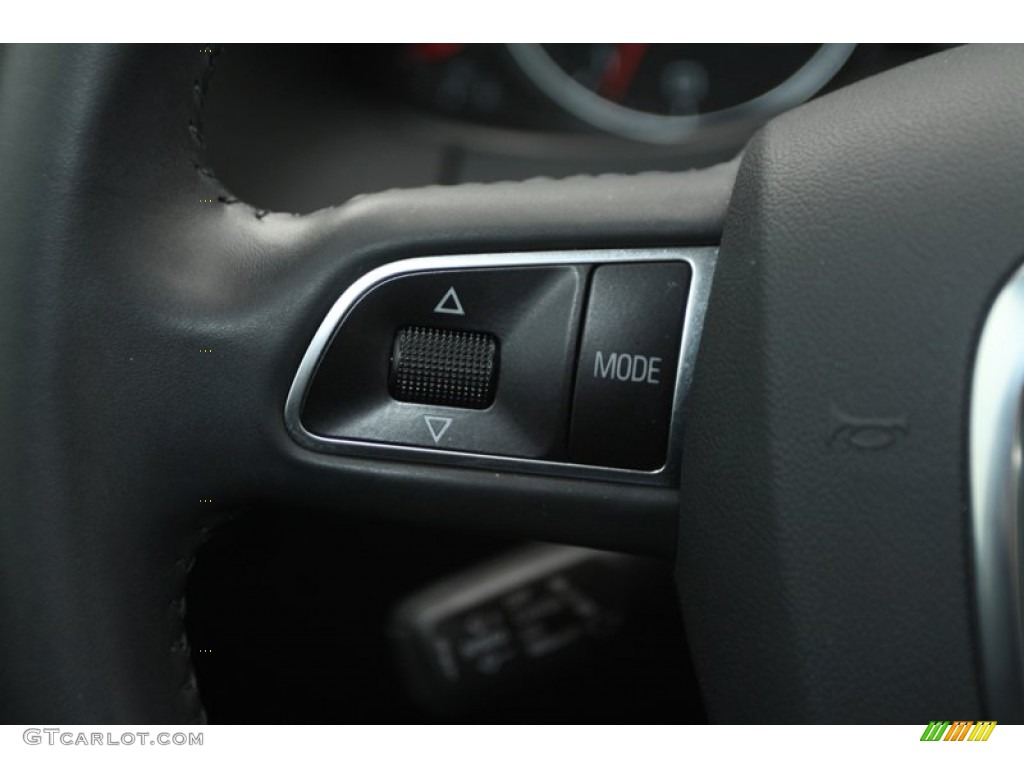 2011 Q5 2.0T quattro - Ice Silver Metallic / Black photo #26