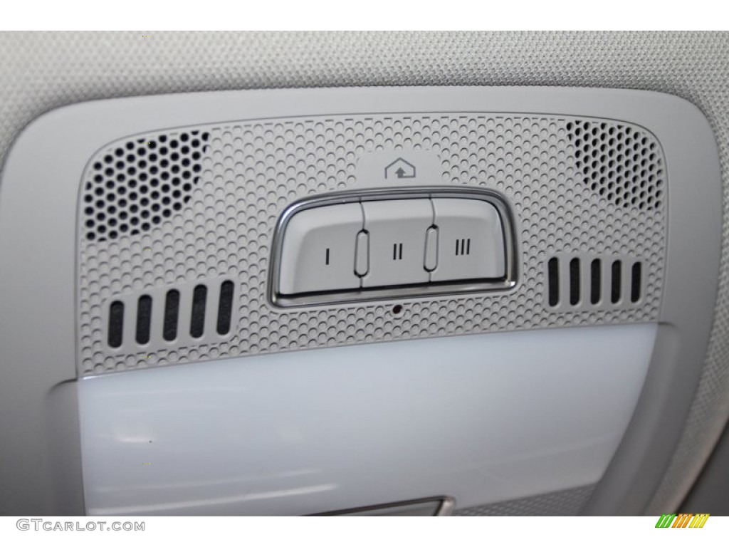 2011 Q5 2.0T quattro - Ice Silver Metallic / Black photo #27