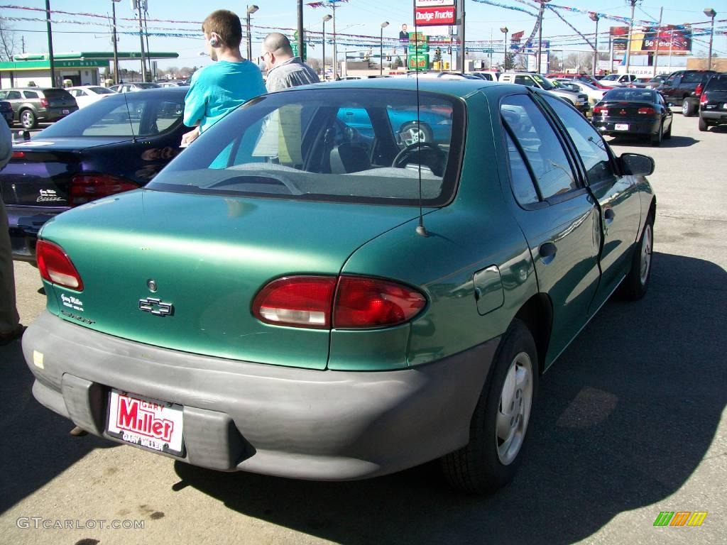 1999 Cavalier Sedan - Medium Green Metallic / Graphite photo #5