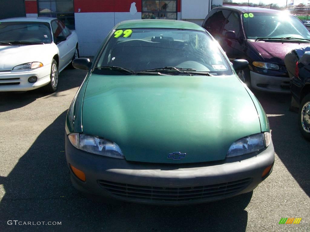1999 Cavalier Sedan - Medium Green Metallic / Graphite photo #8