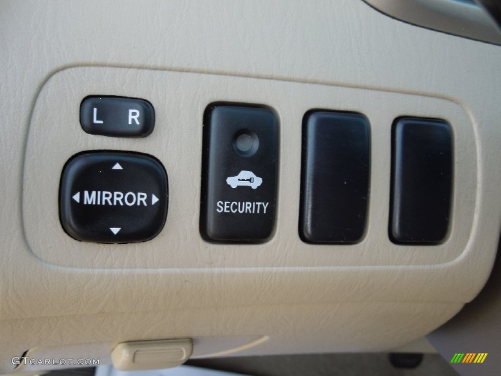 2007 Toyota Highlander Hybrid Controls Photos