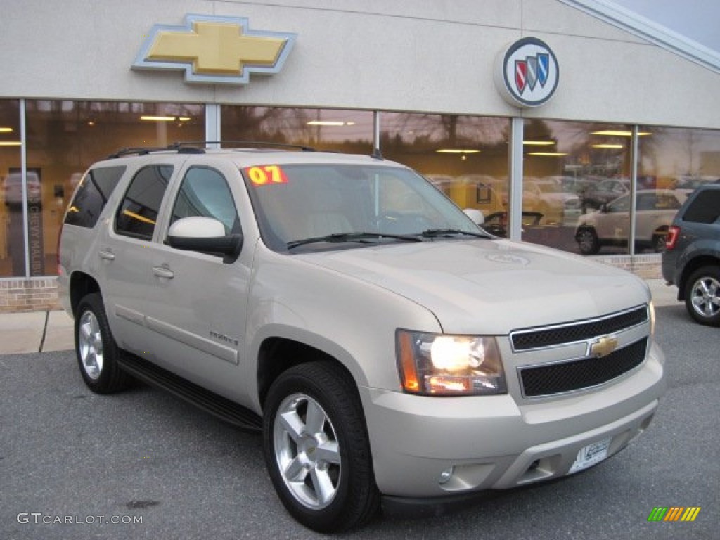 2007 Tahoe LTZ 4x4 - Gold Mist Metallic / Light Cashmere/Ebony photo #1