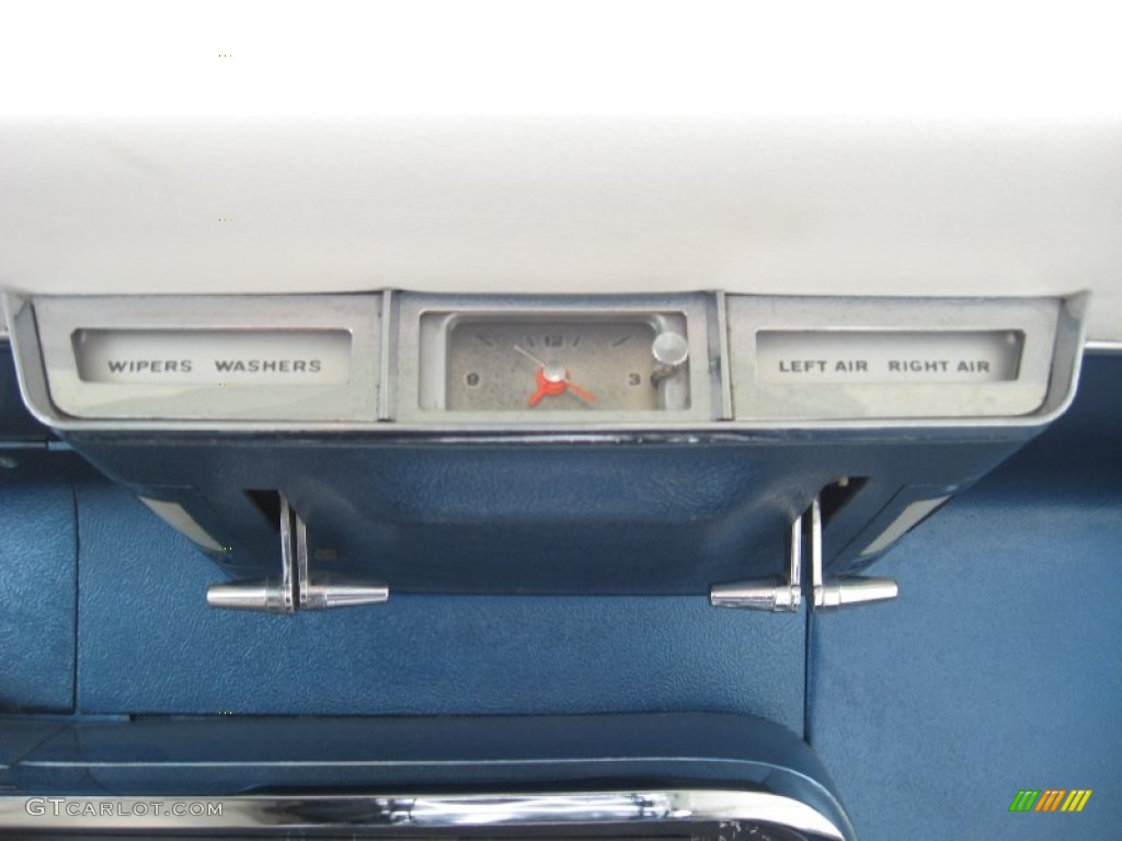 1964 Ford Thunderbird Coupe Controls Photo #75218451
