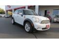 Light White - Cooper Countryman Photo No. 1