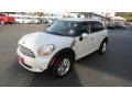 Light White - Cooper Countryman Photo No. 3