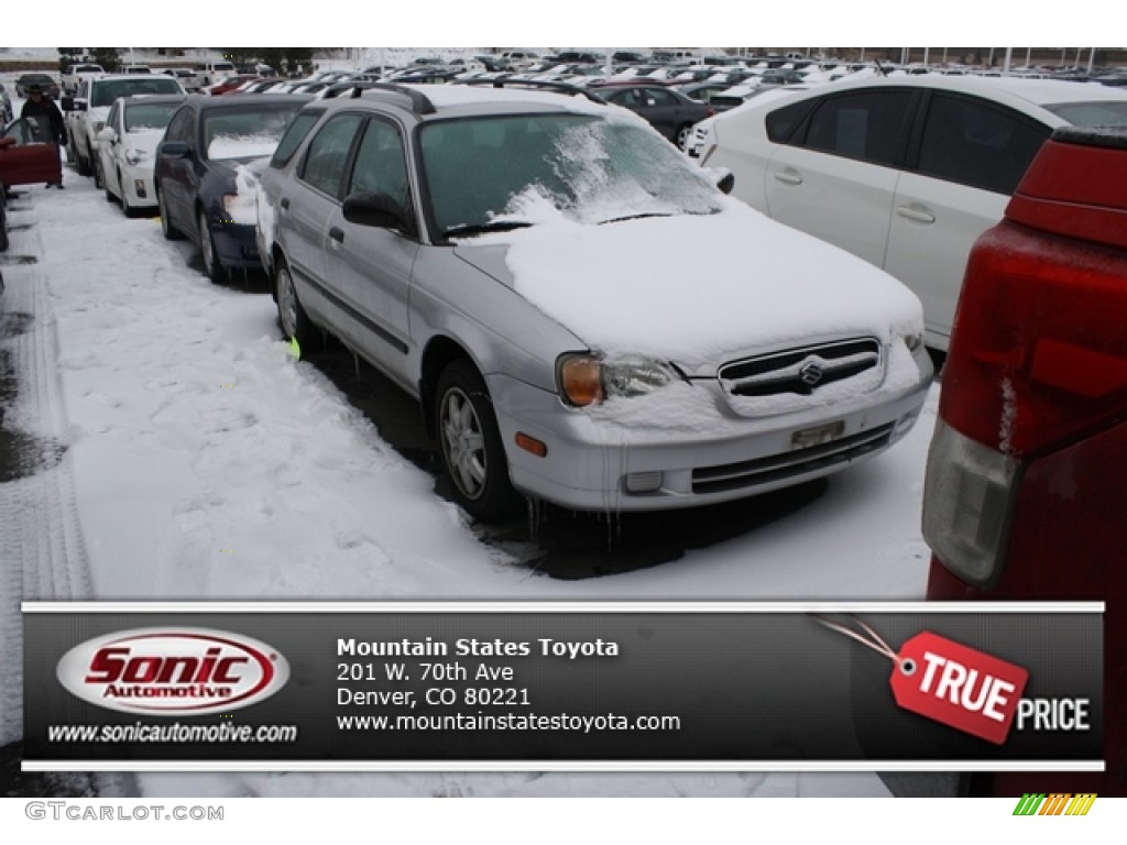 2000 Esteem GL Wagon - Silky Silver Metallic / Gray photo #1