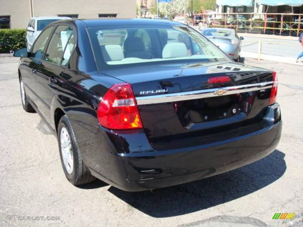 2005 Malibu Sedan - Black / Gray photo #4