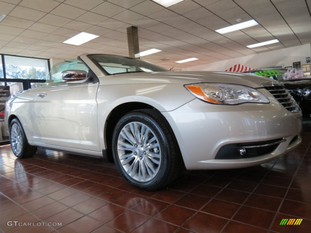 2013 200 Limited Convertible - Cashmere Pearl / Black/Light Frost Beige photo #1