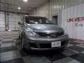 Magnetic Gray - Versa 1.8 SL Hatchback Photo No. 2
