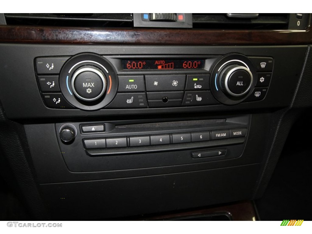 2010 3 Series 335i Sedan - Black Sapphire Metallic / Black photo #22