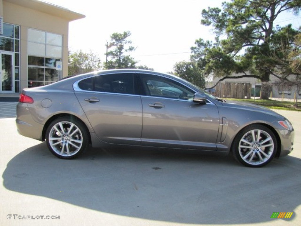 2010 XF Premium Sport Sedan - Vapour Grey Metallic / Ivory photo #11