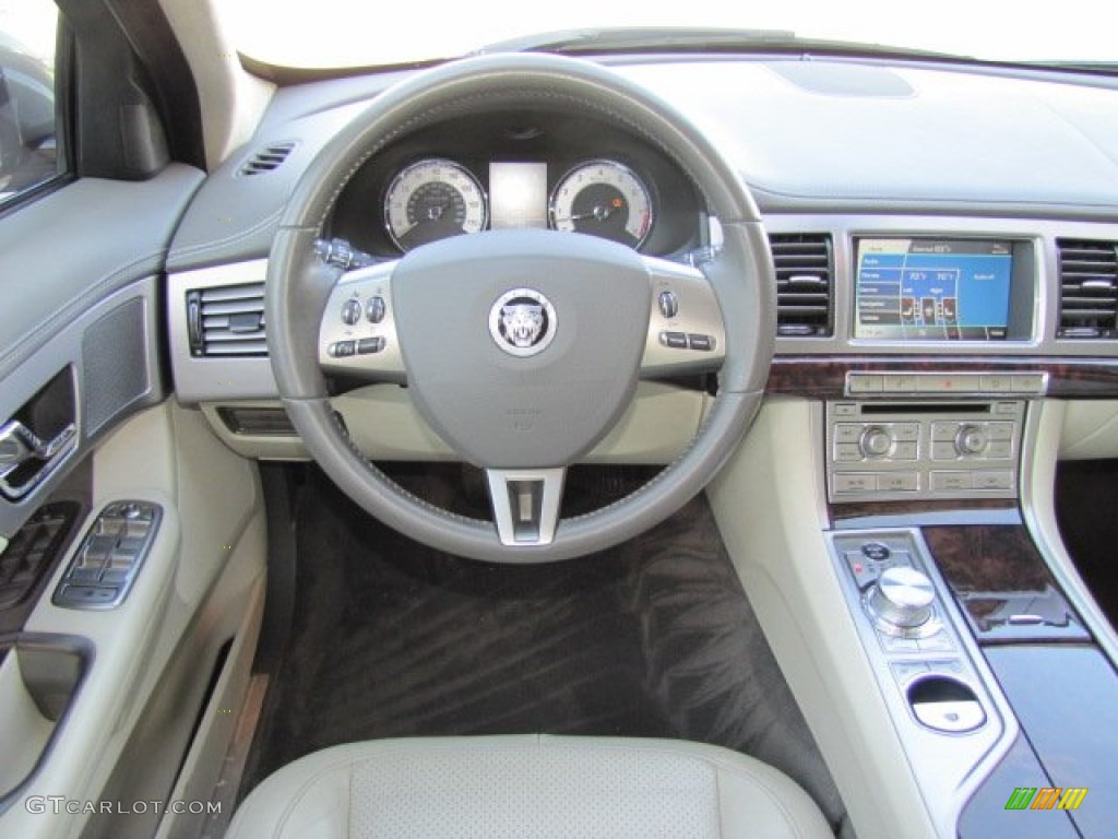 2010 Jaguar XF Premium Sport Sedan Ivory Steering Wheel Photo #75229801
