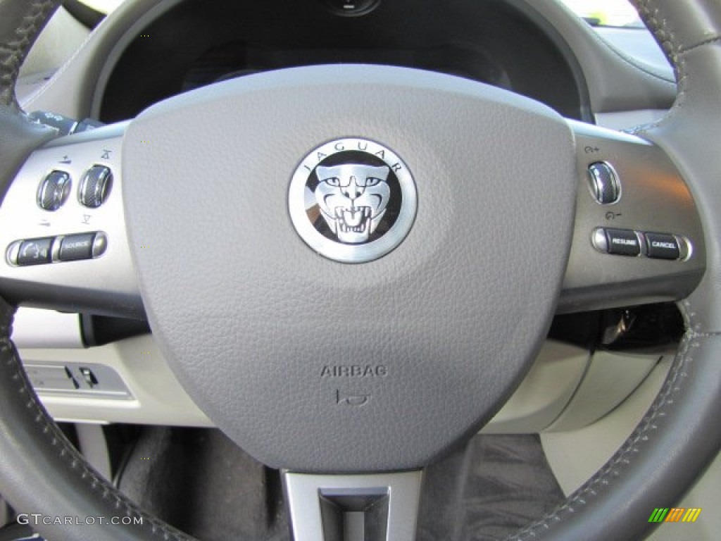 2010 Jaguar XF Premium Sport Sedan Ivory Steering Wheel Photo #75229816