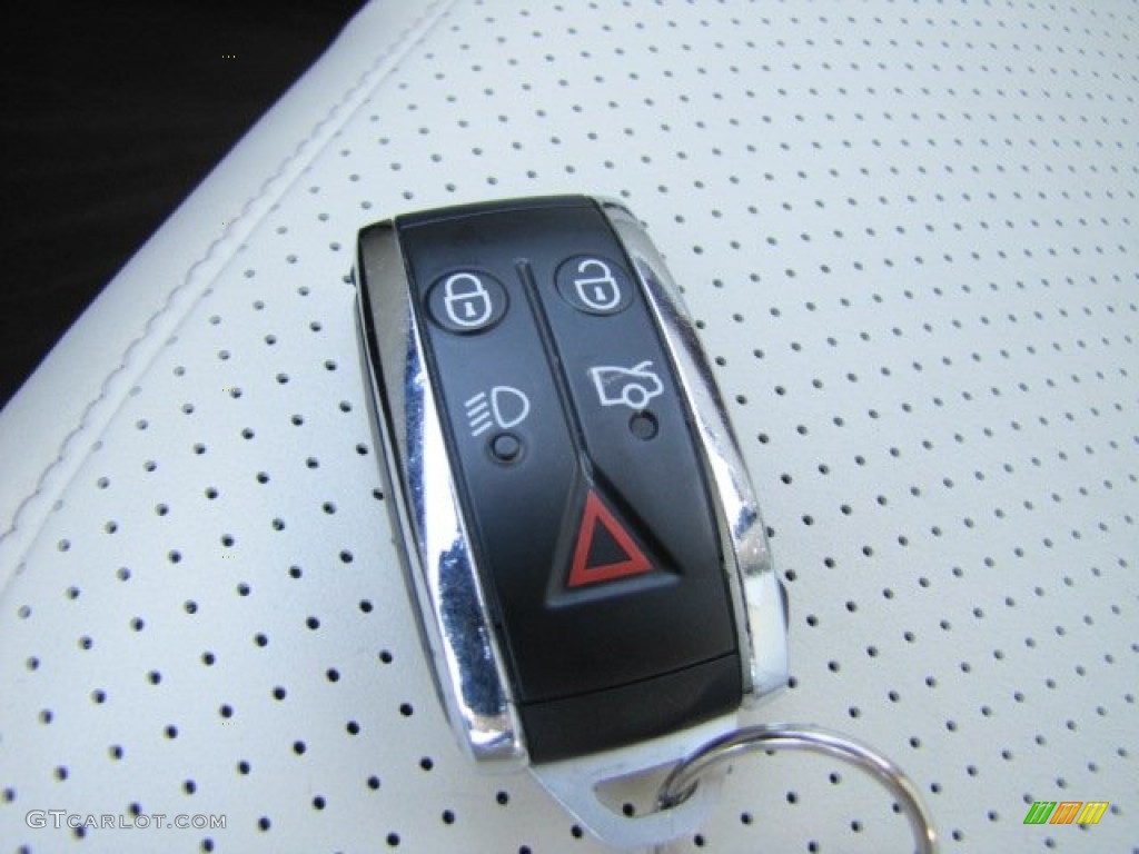 2010 Jaguar XF Premium Sport Sedan Keys Photo #75230361