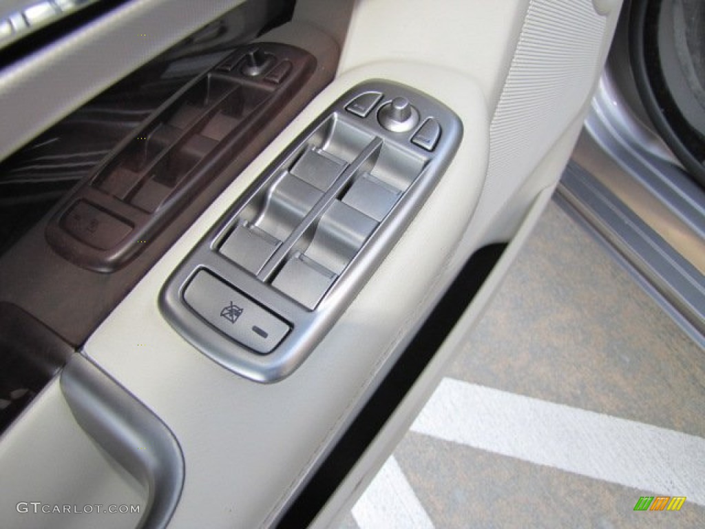 2010 Jaguar XF Premium Sport Sedan Controls Photo #75230700