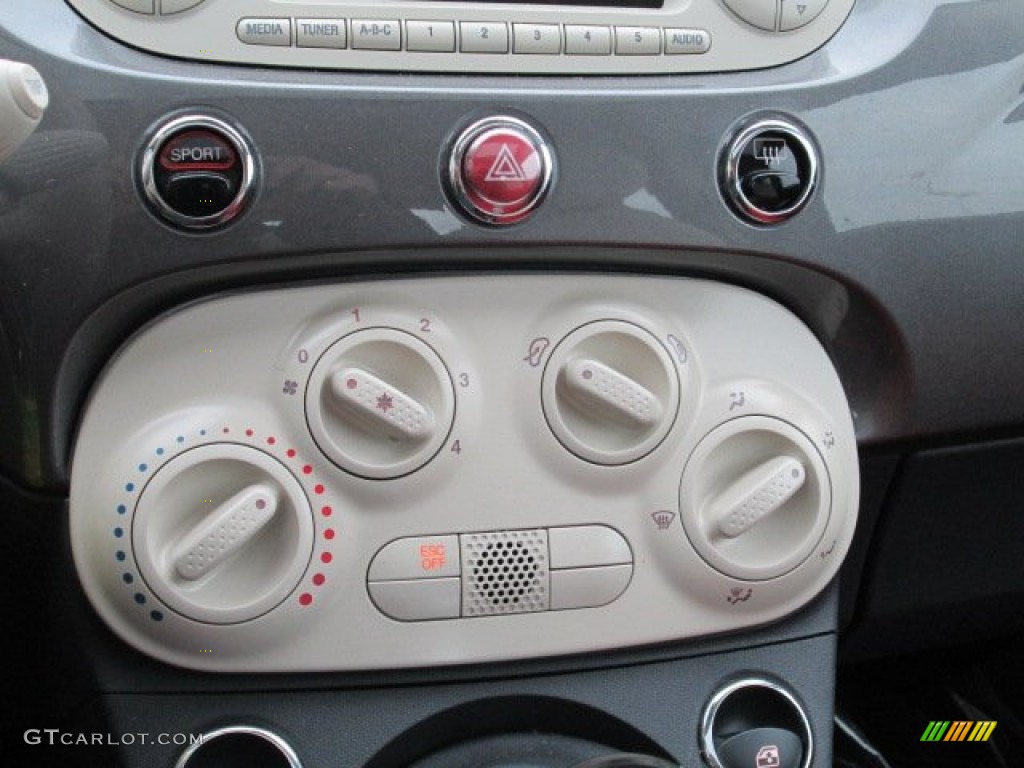 2012 Fiat 500 Pop Controls Photo #75231588