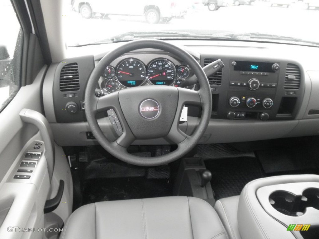 2013 GMC Sierra 2500HD Crew Cab 4x4 Dashboard Photos