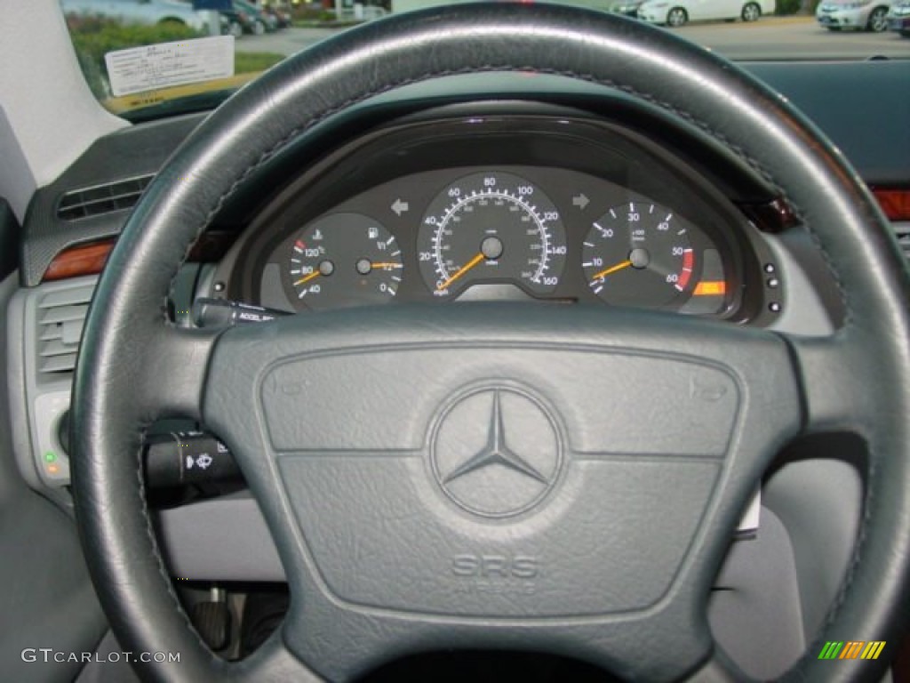 1999 Mercedes-Benz E 300TD Sedan Grey Steering Wheel Photo #75231863