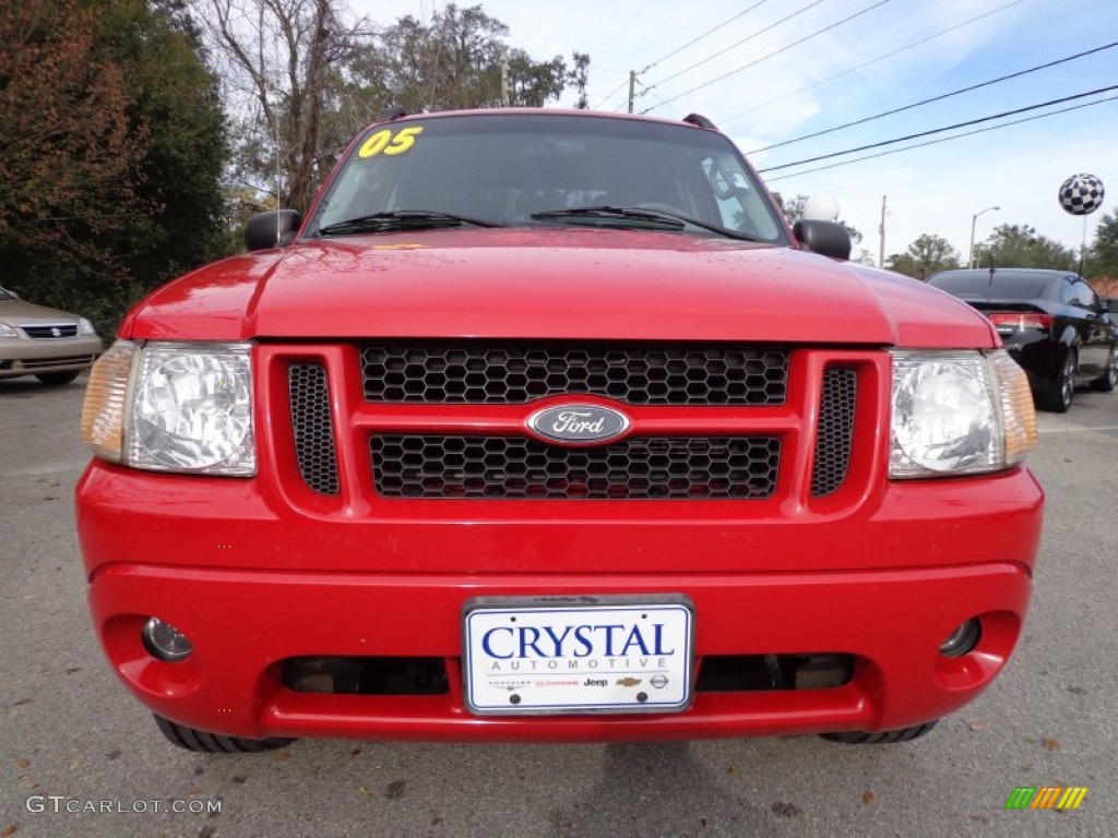 2005 Explorer Sport Trac Adrenalin - Bright Red / Medium Dark Flint photo #13