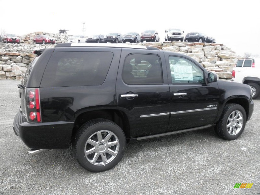 2013 Yukon Denali AWD - Carbon Black Metallic / Cocoa/Light Cashmere photo #30