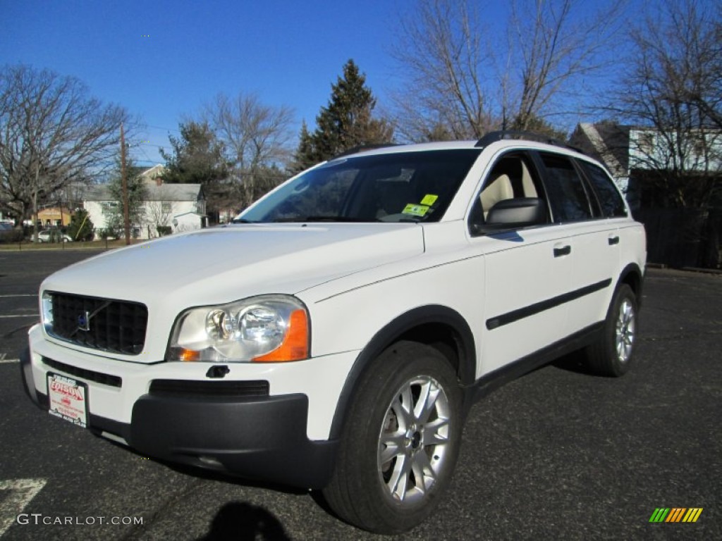 2005 XC90 T6 AWD - Ice White / Taupe/Light Taupe photo #2